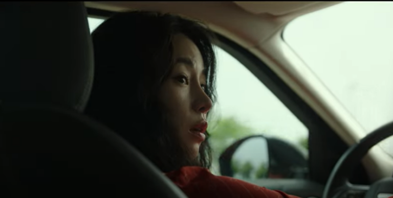 Un thriller captivant avec Jeon Do Yeon : découvrez la bande-annonce de Revolver