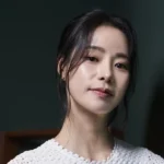 Lim Ji Yeon remercie Song Hye Kyo et parle de sa relation avec Lee Do Hyun