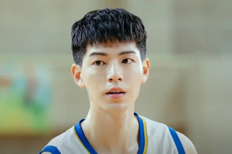 Un basketteur au cœur tendre dans ‘Family by Choice’ : découvrez Bae Hyeon Seong !