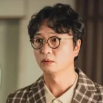 Jeon Bae Soo se dévoile dans de nouvelles images pour le thriller médical ‘Face Me’