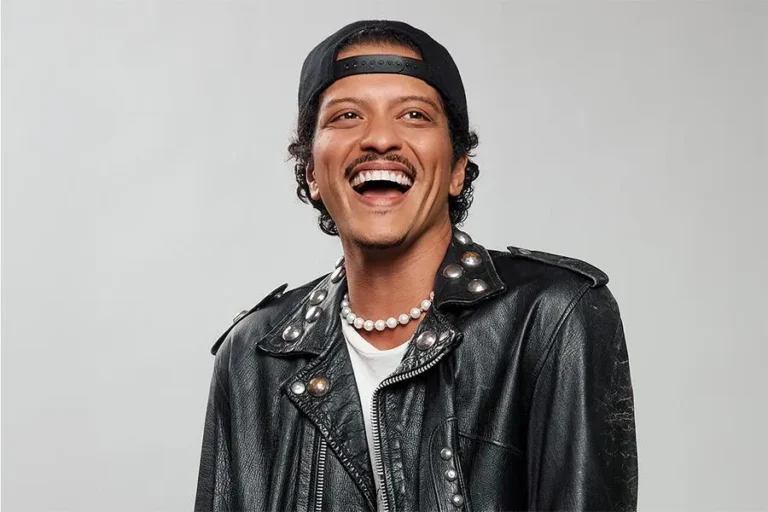 Bruno Mars en pourparlers pour enflammer la scène des MAMA Awards 2024 !