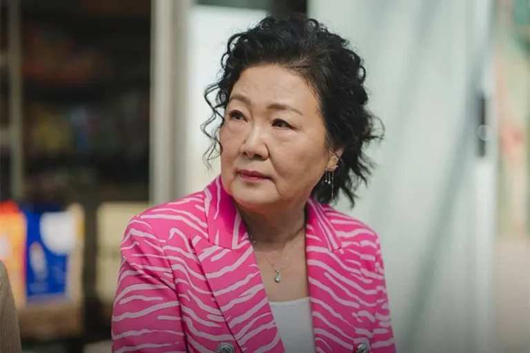 Une grand-mère retrouve sa jeunesse dans le nouveau drama musical de KBS2 !