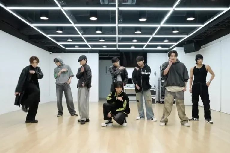 ATEEZ enflamme la toile avec une chorégraphie glaciale !