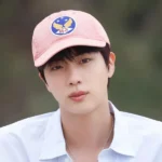 Jin de BTS enflamme les charts Billboard avec son premier album solo !