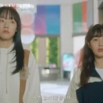 Une grand-mère rajeunie dans un groupe de K-pop ? Le drama ‘Who Is She’ dévoile son intrigue !