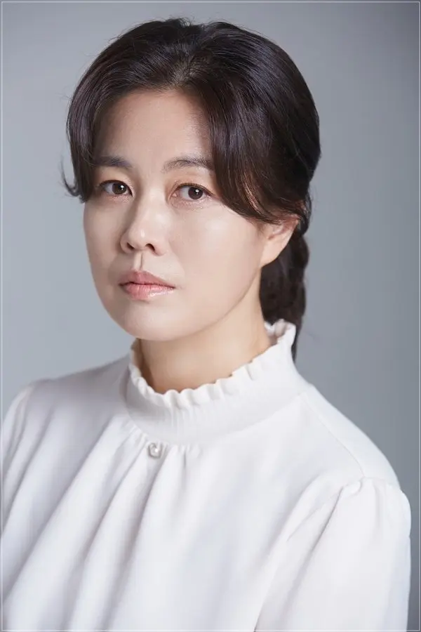 Kim Jung Young rejoint une nouvelle série historique palpitante !