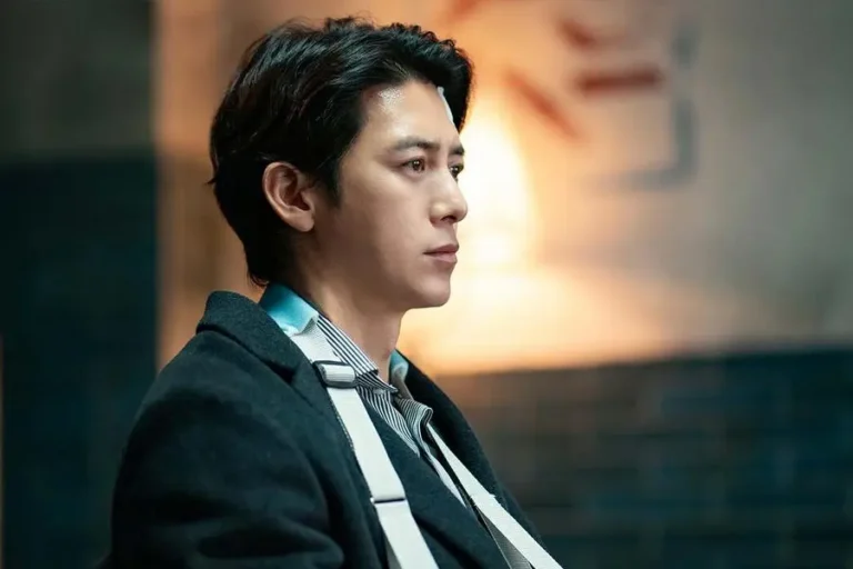 Tension montante entre Go Soo et Song Young Chang dans ‘Parole Examiner Lee’